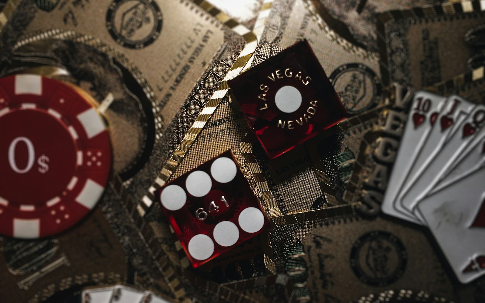 blackjack, kártyák és kaszino gépek – egyedi stock fotó 2